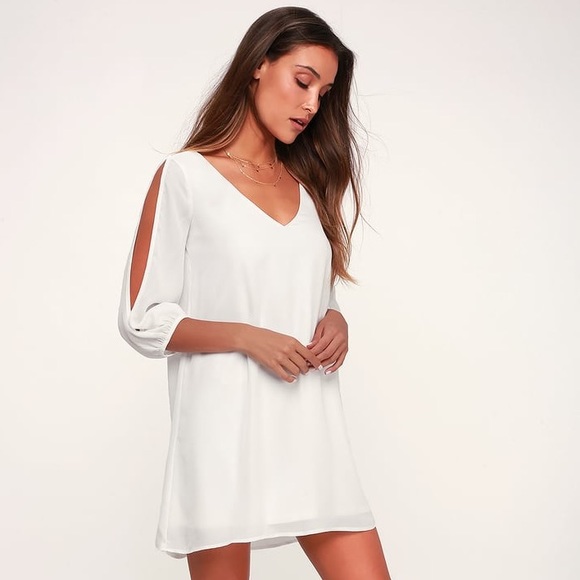 Lulus Dresses & Skirts - NWT🌟 LULU’s White Long Sleeve V-Neck Dress